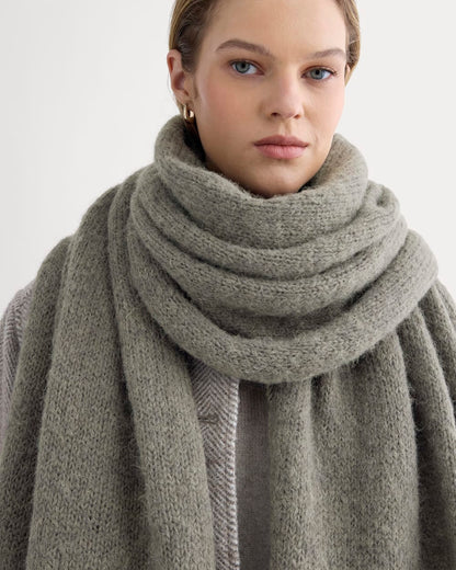 Plush Alpaca Scarf | Mid Grey Heather/ Bone